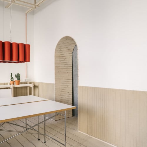 Urselmann interior eine One Contact Service für kreislauffähige Inneneinrichtung verwendet CLAYTEC Produkte bei der Renovierung der eignen Büroräume in Düsseldorf
