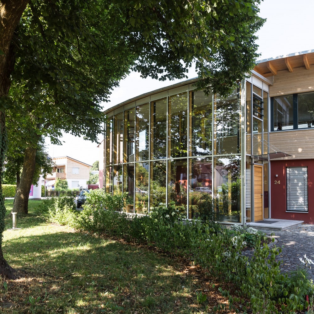 Im Sitz des Instituts für Baubiologie + Nachhaltigkeit (IBN) in Rosenheim wurden CLAYTEC Produkte verwendet